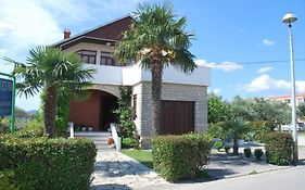 Guesthouse Ema